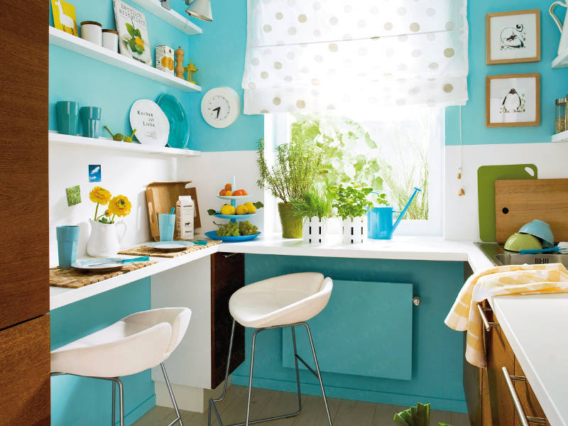Small But Infinitely Sweet Turquoise Kitchen