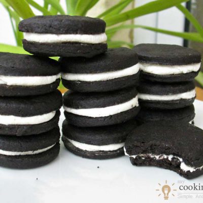 How To Make Homemade Oreo Cookies