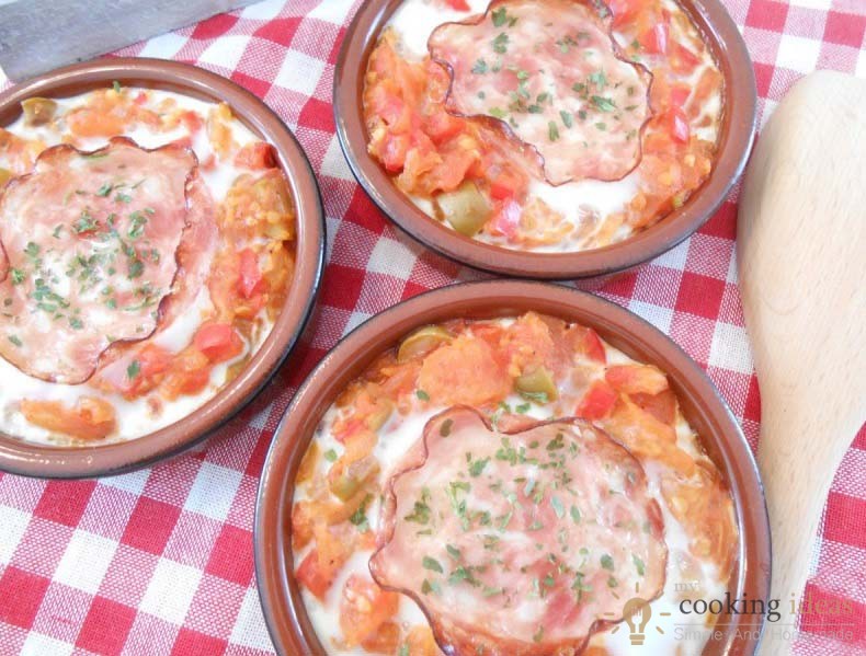 Perfect Summer Dish – Eggs In Tomato Sauce
